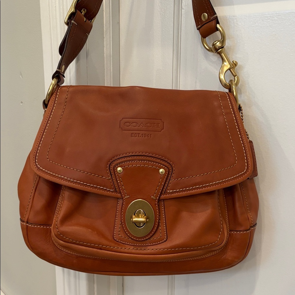 Y2K Coach Ali Flap Turn-lock Shoulder Bag with Burnished Glove-Tanned Cowhide